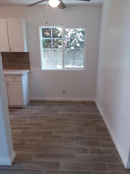 Building Photo - 641 Hardin Dr