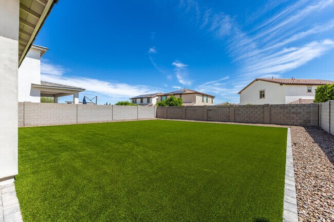 Building Photo - 4509 N 197th Ln