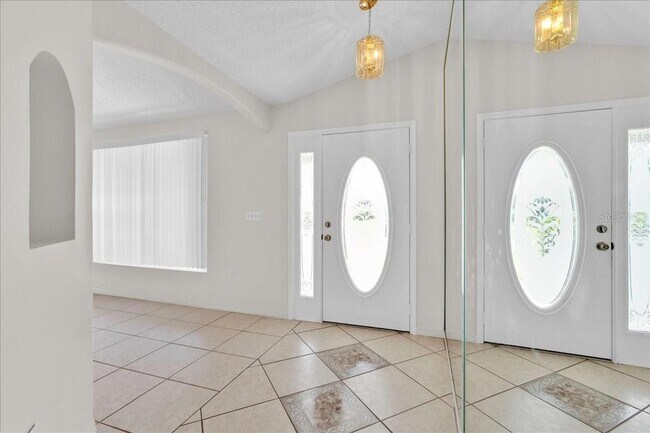 Building Photo - 112 Azalea Dr