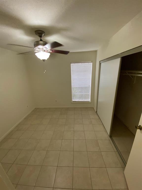 Building Photo - 6666 Harbor Town Dr