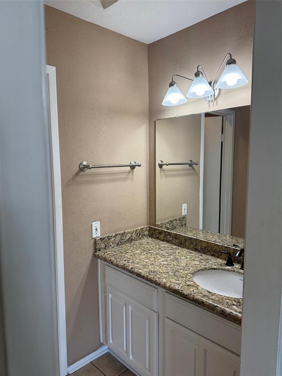 Building Photo - 2601 S Braeswood Blvd