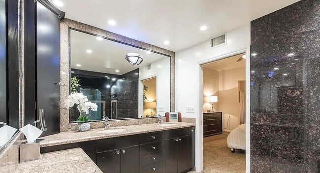 Building Photo - 22243 W Craggy View St