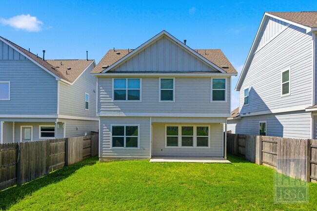 Building Photo - 108 Wind Flower Ln