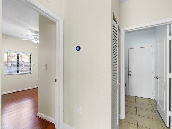Building Photo - 1438 SW 154th Ct