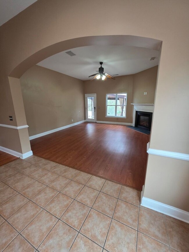 Building Photo - 9 Haven Point