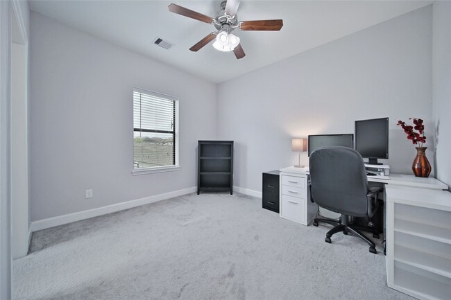 Building Photo - 5703 Kansas St