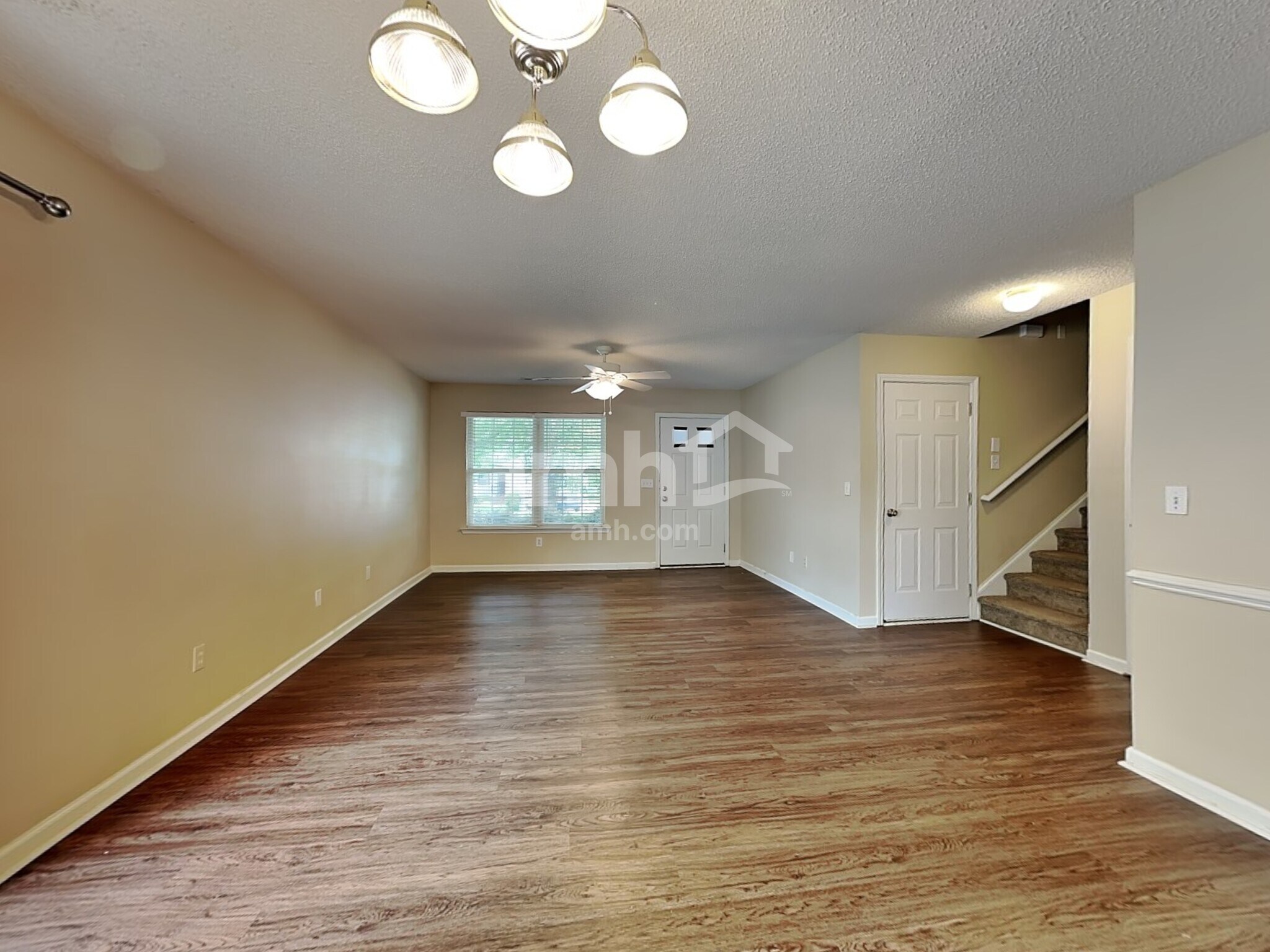 Building Photo - 213 Brenley Ln