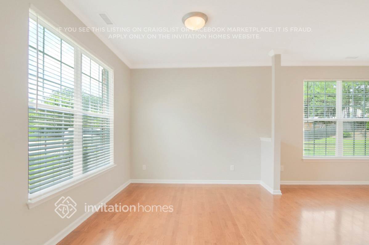 Building Photo - 12428 Kendall Ridge Ct