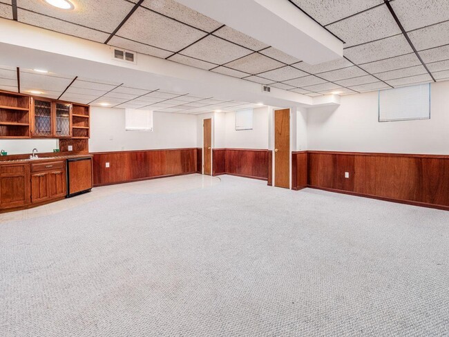 Building Photo - 2663 Charing Rd