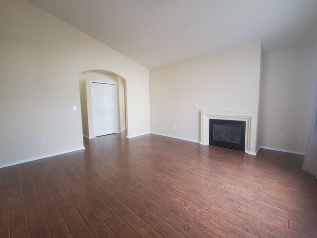 Building Photo - 2421 S Arthur Ct