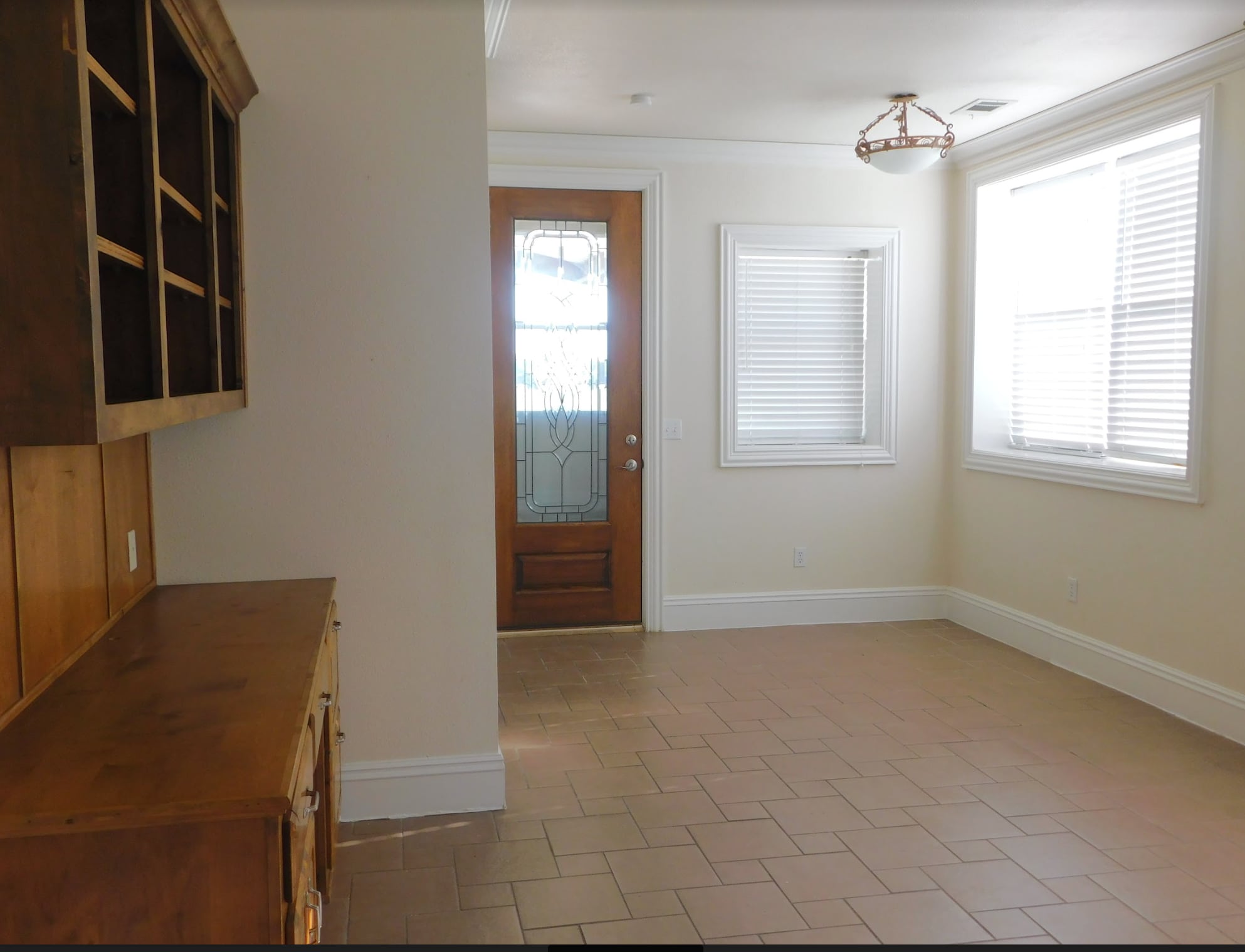 Building Photo - 1306 Broadhead Rd