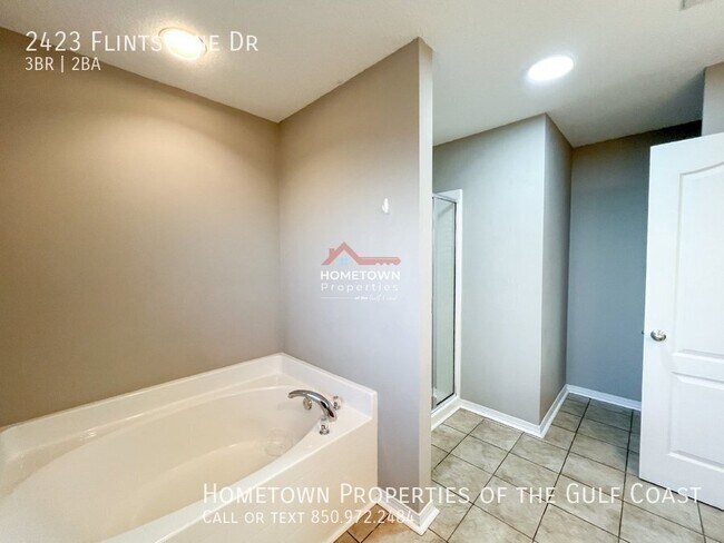 Building Photo - 2423 Flintstone Dr