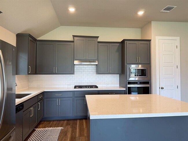 Building Photo - 150 Patrick Herndon Dr