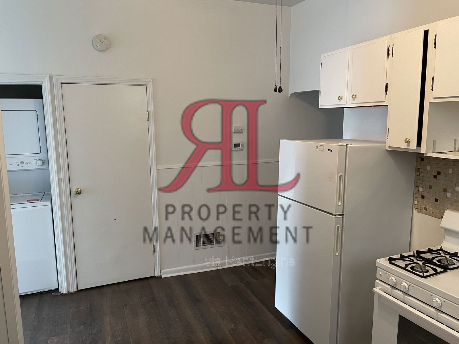 Building Photo - 346 Stewart Ave