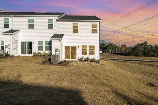 Building Photo - 2003 Old Rivers Rd