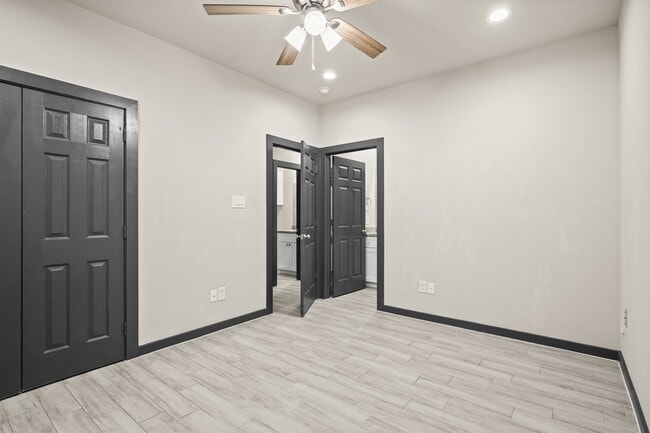 Building Photo - 4802 Cruse Rd