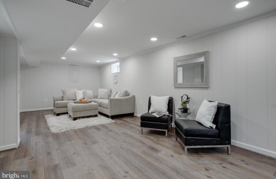 Building Photo - 4113 Lamarre Dr