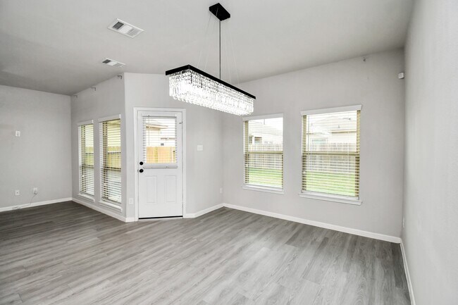 Building Photo - 13426 Merryville Harrogate Ln