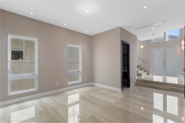 Building Photo - 8415 NW 34th St