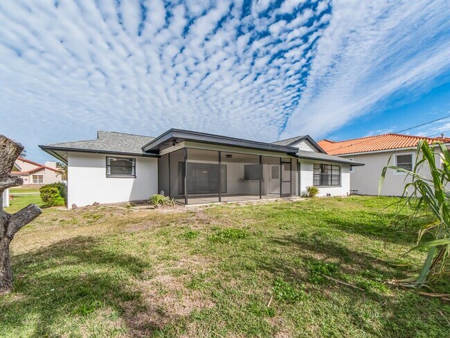 Building Photo - 110 17th St