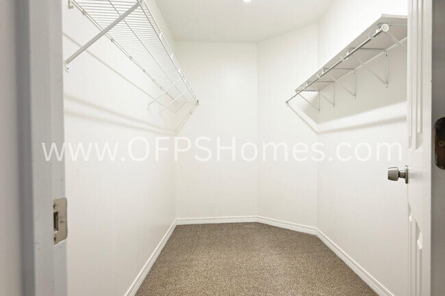 Building Photo - 391 Brookwood Blvd