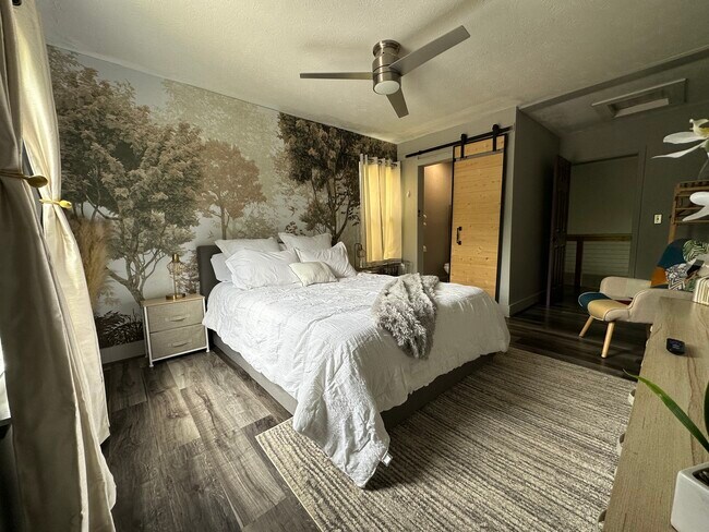 Primary Photo - 1162 Ridgecrest Ln SE