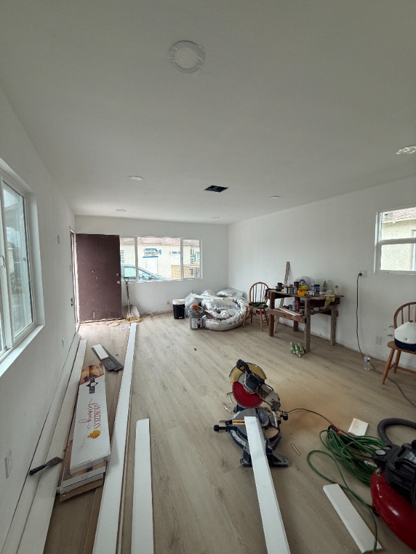 Building Photo - 10920 Lillian Ln