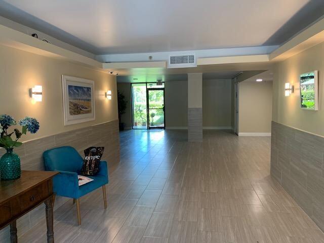 Building Photo - 955 Egret Cir