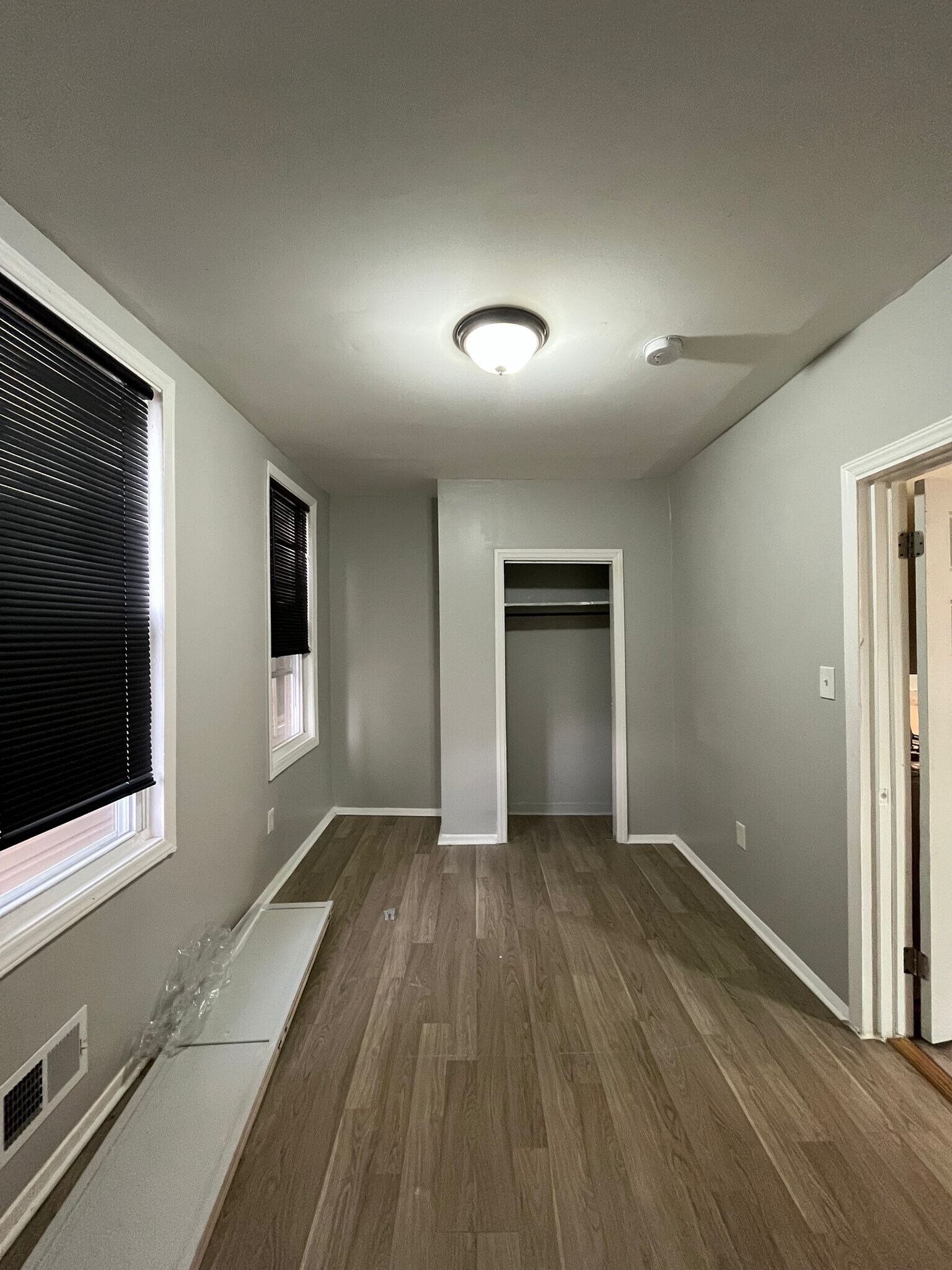 Building Photo - 197 Gates Ave