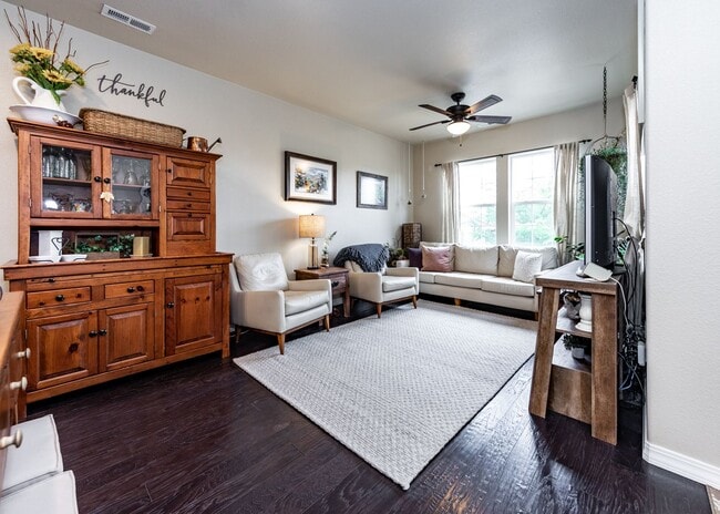 Building Photo - Gorgeous Gold Hills Mesa 2 Bedroom