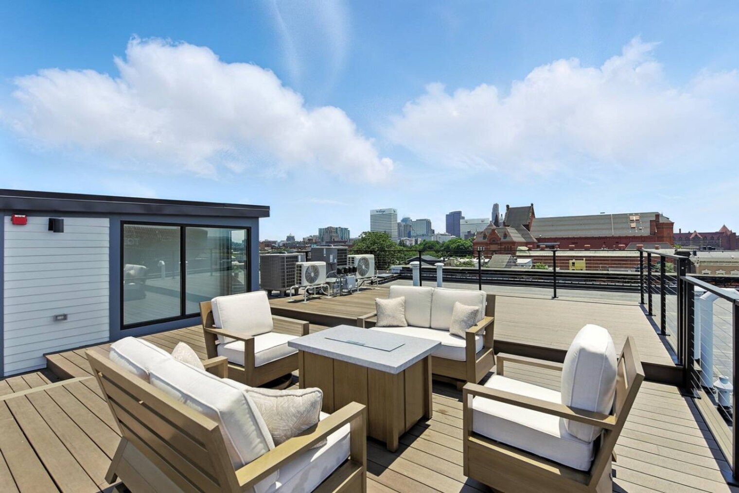 Building Photo - 222 W 15th St