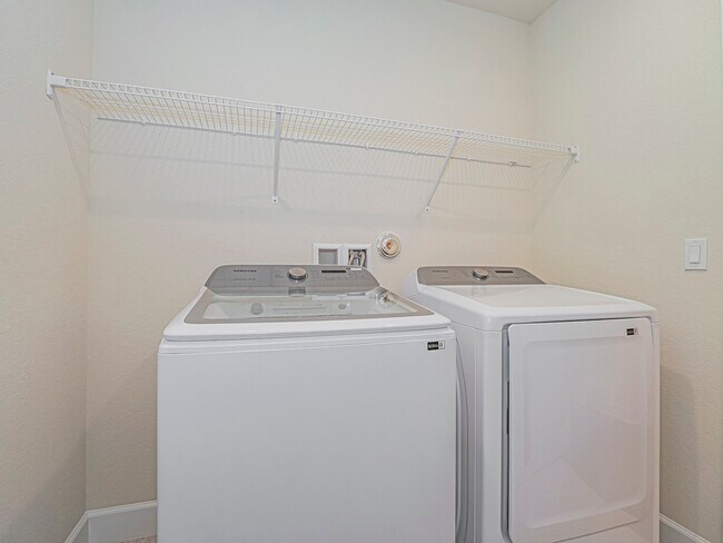 Building Photo - 5204 Jasper Square