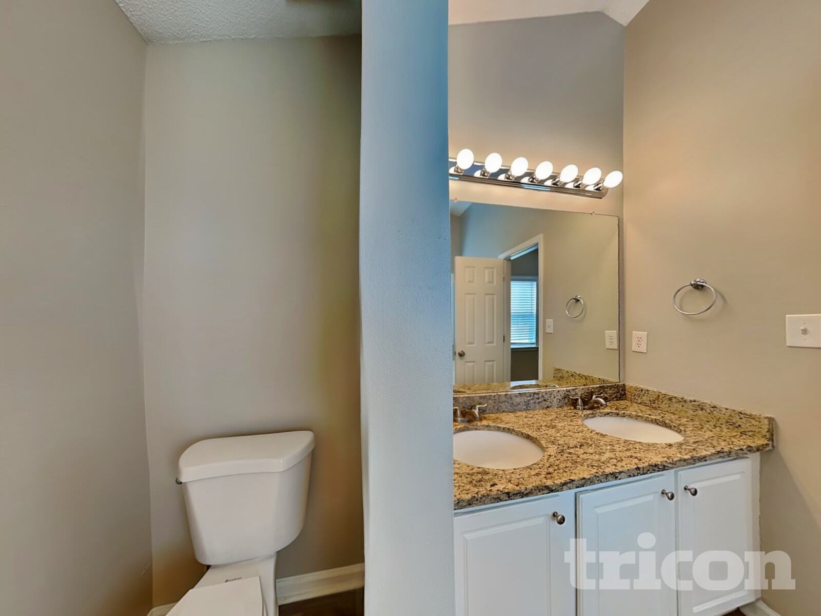 Building Photo - 207 Crystal Ct