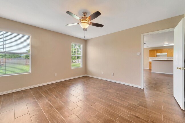 Building Photo - 4608 Indigo Dr