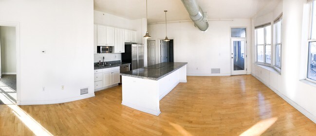 Primary Photo - 277 Broadway