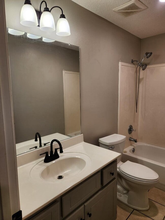 Building Photo - 9321 Champion Cir S