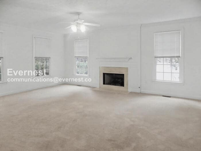 Building Photo - 108 Glasgow