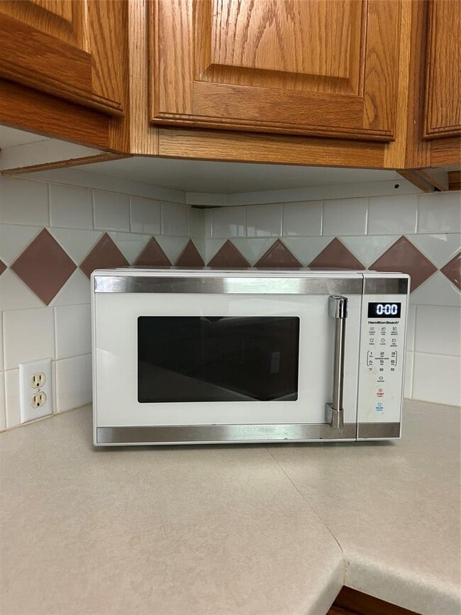 Building Photo - 14946 Doria Dr