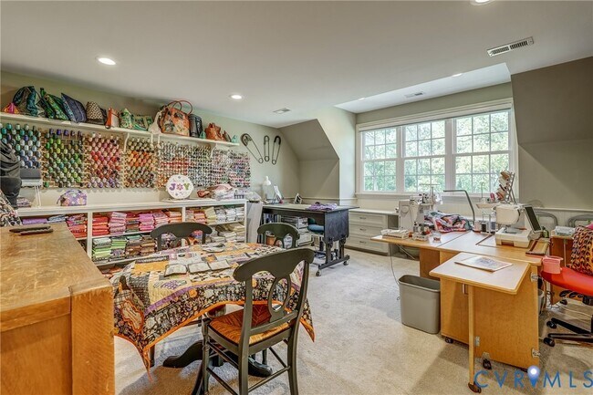 Building Photo - 12700 Dell Hill Ct