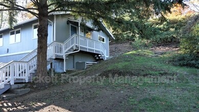 Building Photo - 917 N Cambrian Ave