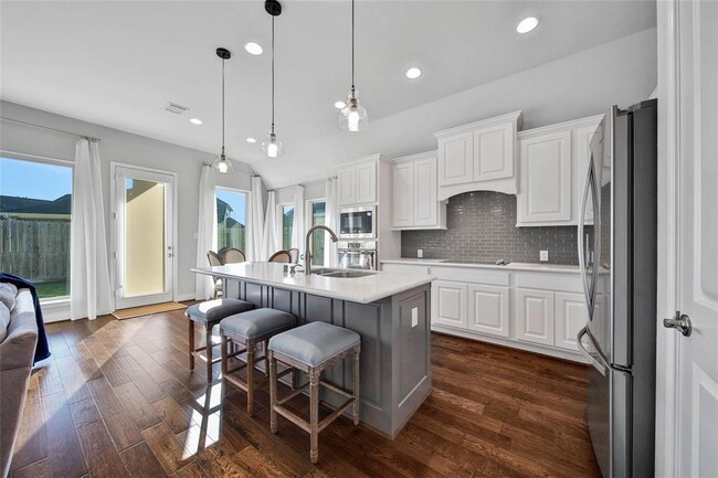 Building Photo - 4615 Primrose Valley Ln