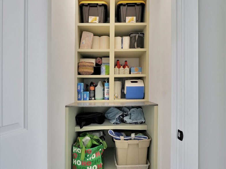 Building Photo - 25509 Royal Tern Ln