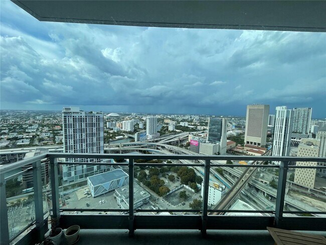 Building Photo - 90 SW 3rd St