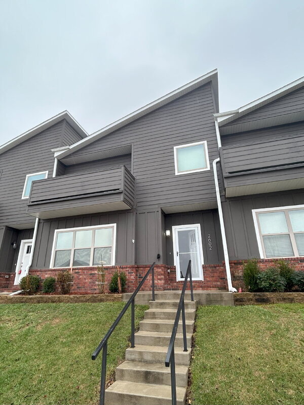 Building Photo - 2602 N Ward Dr