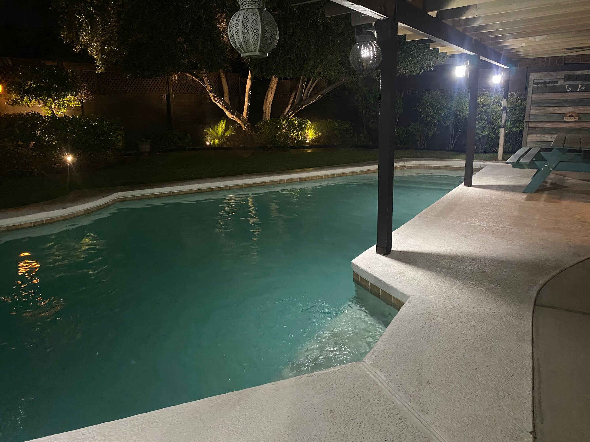 Building Photo - 4689 La Fonda Dr