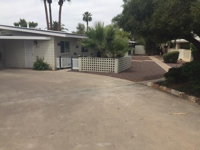 Building Photo - 6524 N 12th Pl