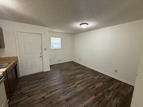 Building Photo - Apartment For Rent in Arab