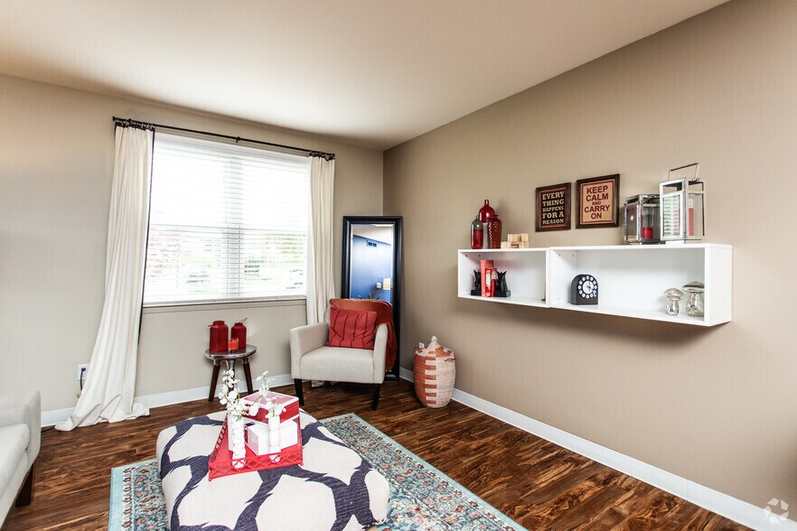 Heritage Apartments 1361 Presidential Dr Columbus OH 43212