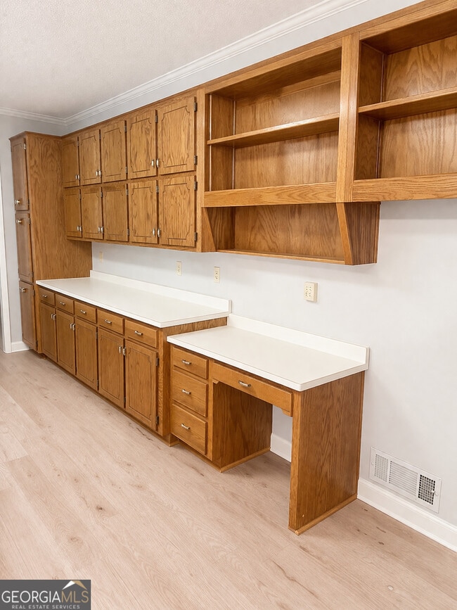 Building Photo - 120 Old Conyers Dr