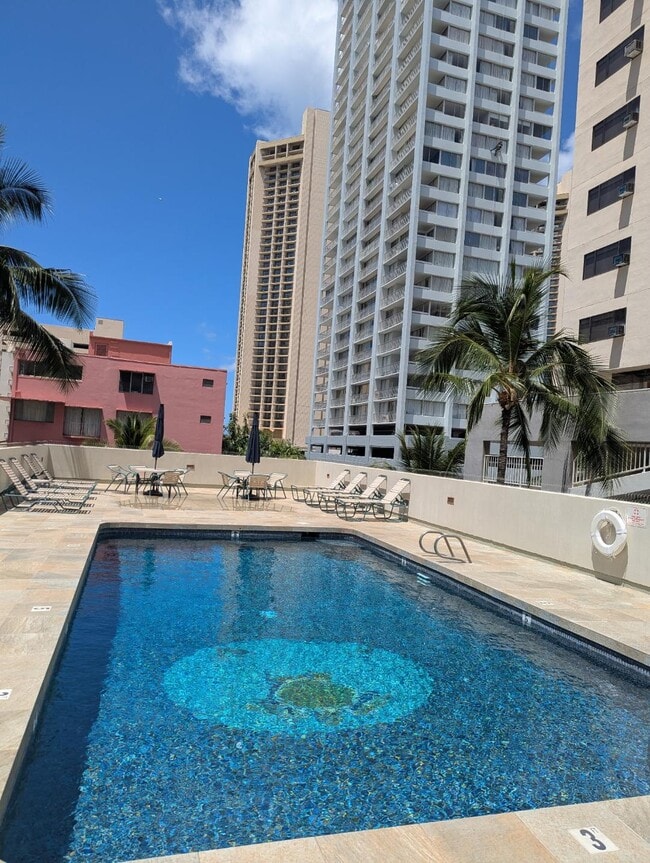 Building Photo - 2440 Kuhio Ave.